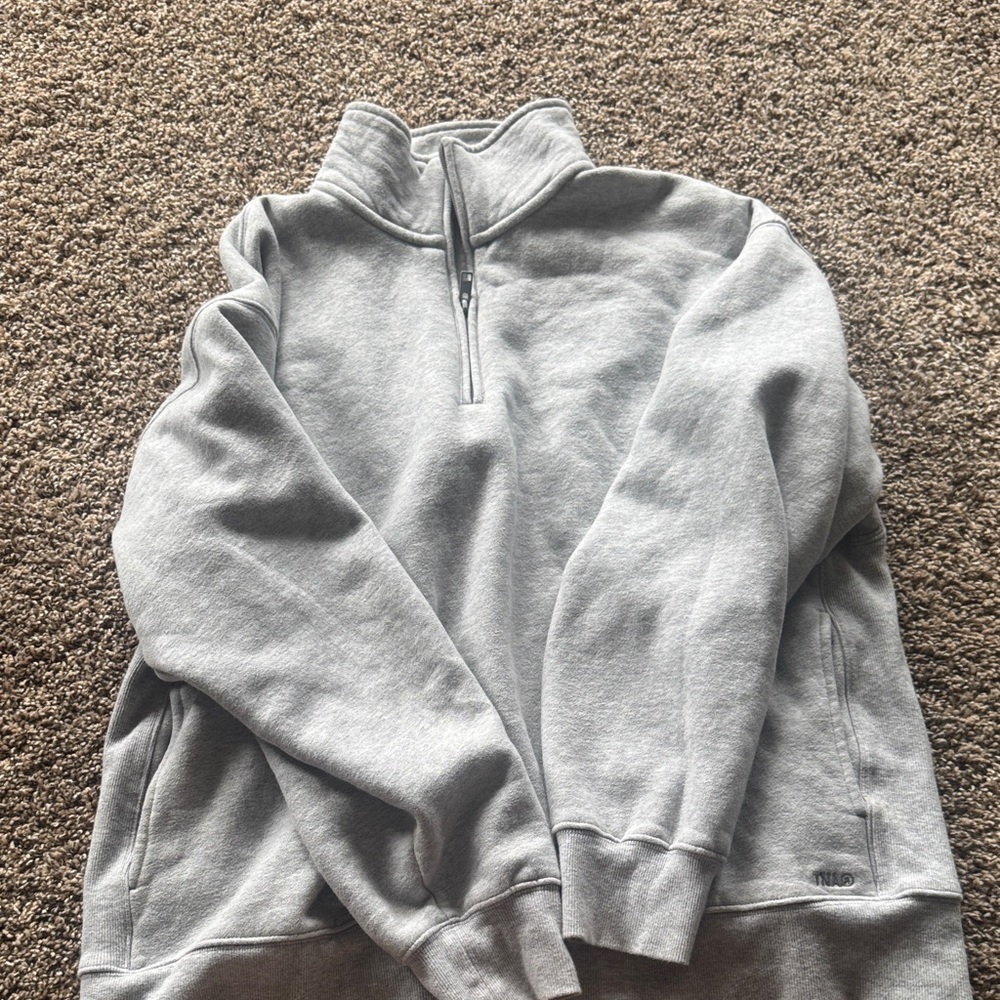 Aritzia Women's Gray Zip-Up Top